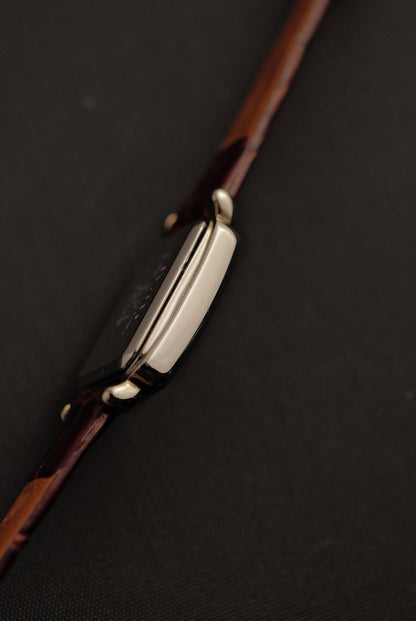 Seiko Lucent "Salmon" Tank Circa. 1996