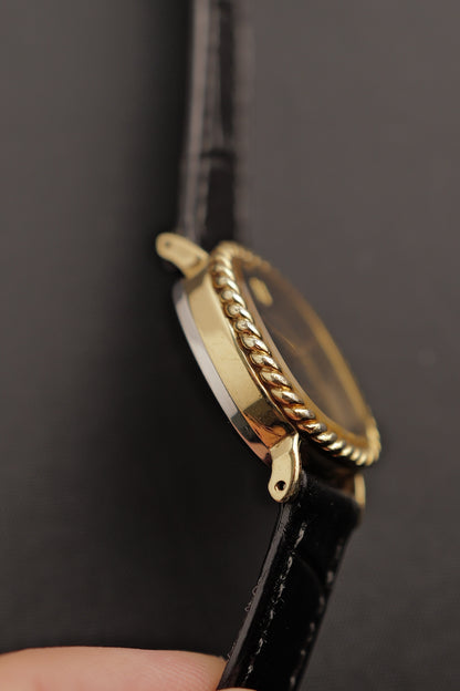 Seiko Socie Art-Deco "Onyx ribbon" Circa.1976