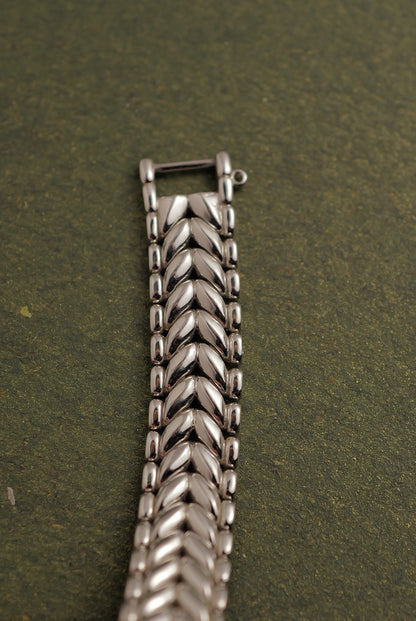 Seiko Exceline V-links Circa. 1991