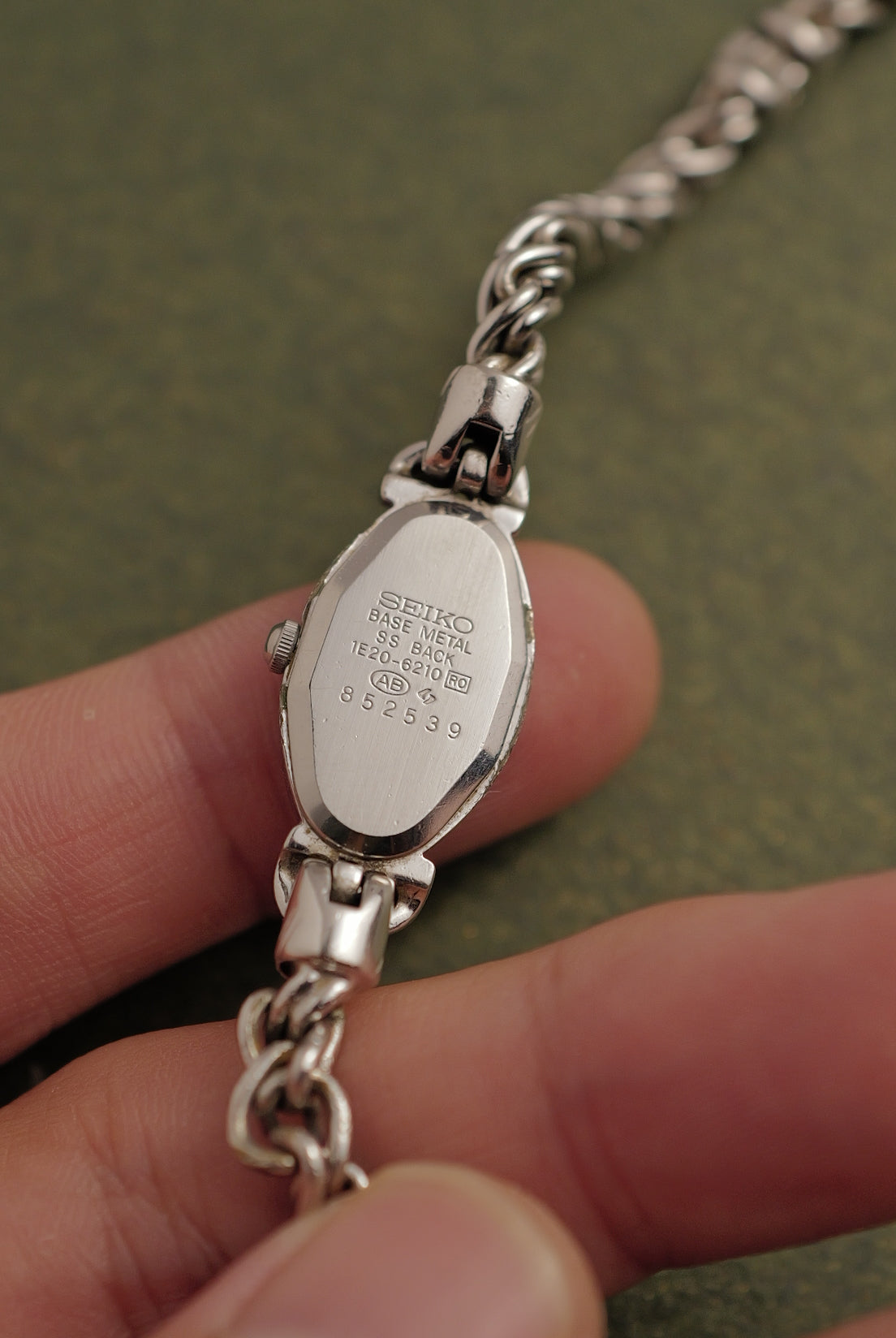 Seiko "silver Rosevine" Bracelet Circa. 1986