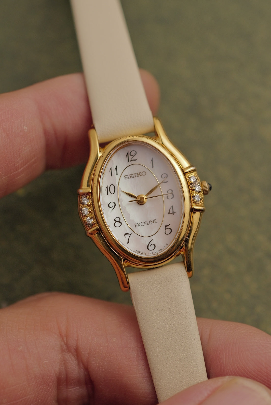 Seiko Exceline Mother of Pearl Diamonds Circa. 1992