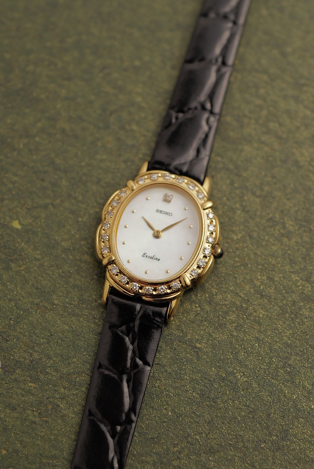 Seiko "Mother of pearl Floral" Diamonds Circa. 1990