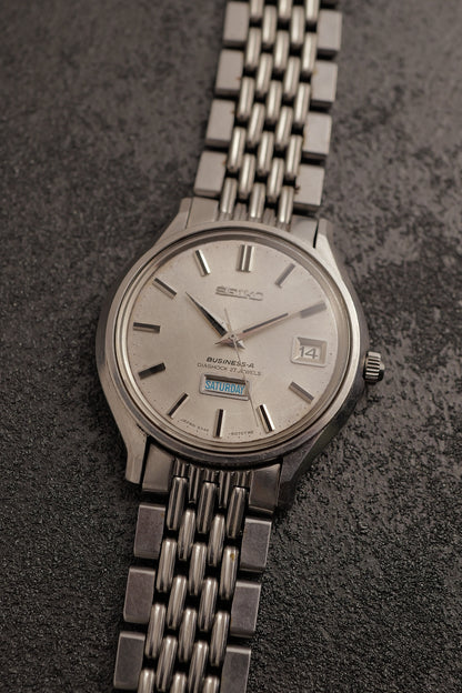 Seiko Business Week Dater 6206-8190 Circa. 1960s