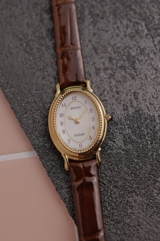 Seiko Exceline Mother of Pearl with beaded bezel Circa. 1992