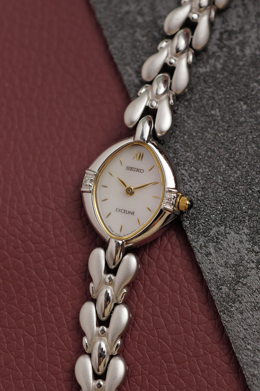 Seiko Exceline Mother of Pearl dial Tear-drop Bracelet Circa. 1992