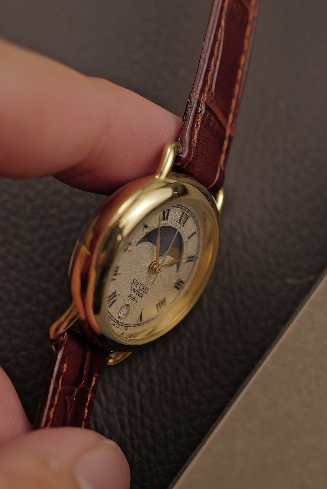 Seiko Alba "Moonphase Pebble" Circa. 1980s