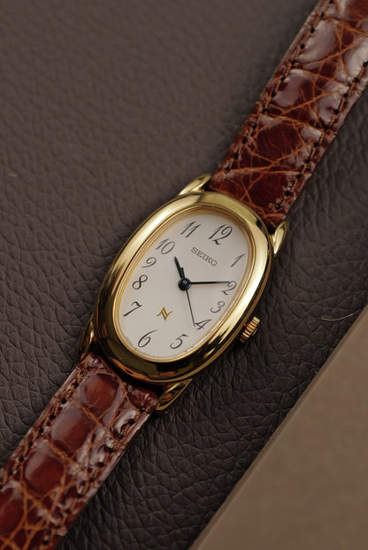 Seiko Ladies "Baignoire" Gold Circa. 1995