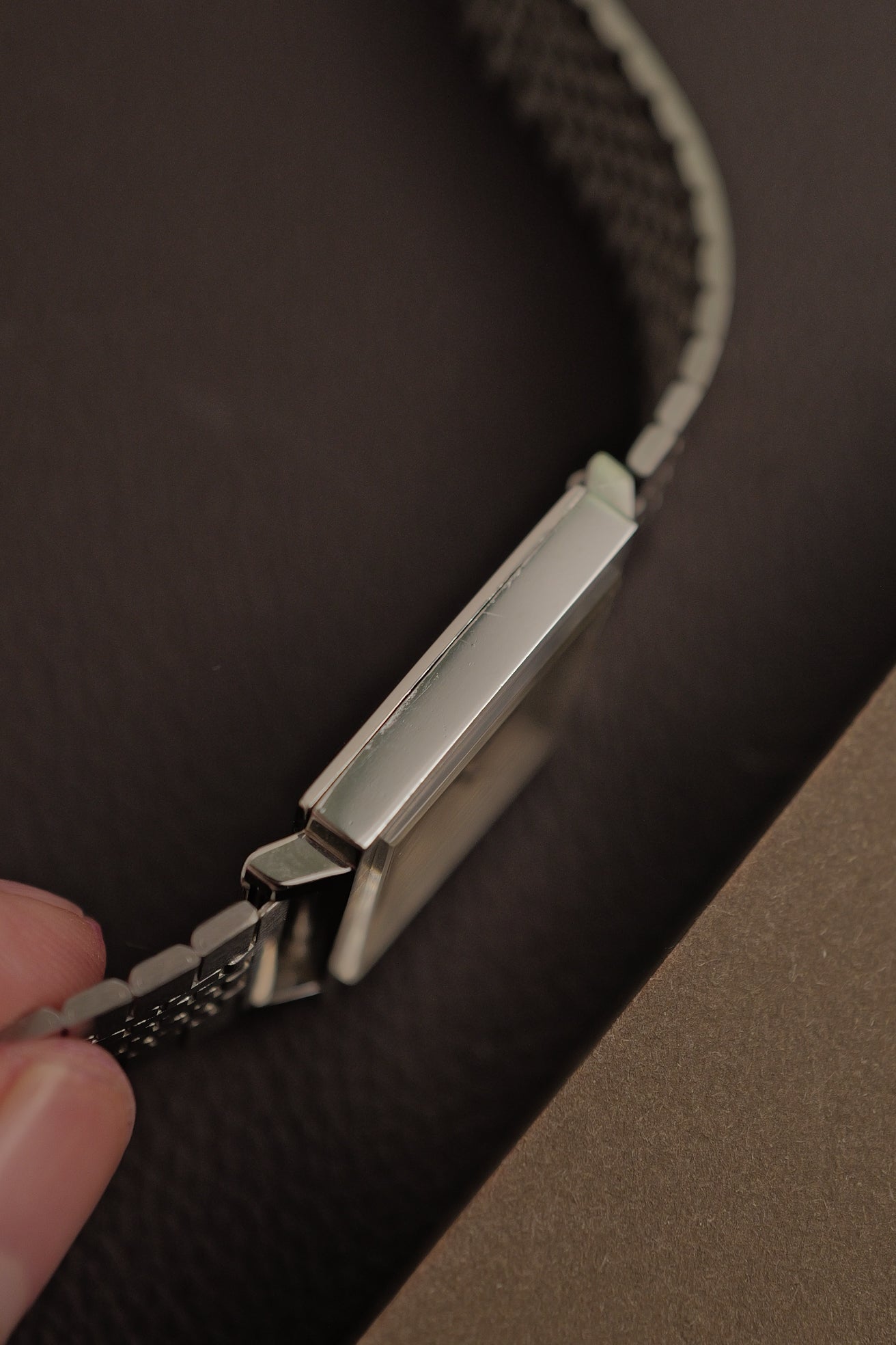 Longines Tank "Sunburst silver" Circa. 1967 original bracelet Manual winding