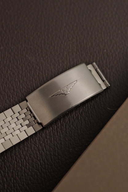 Longines Tank "Sunburst silver" Circa. 1967 original bracelet Manual winding