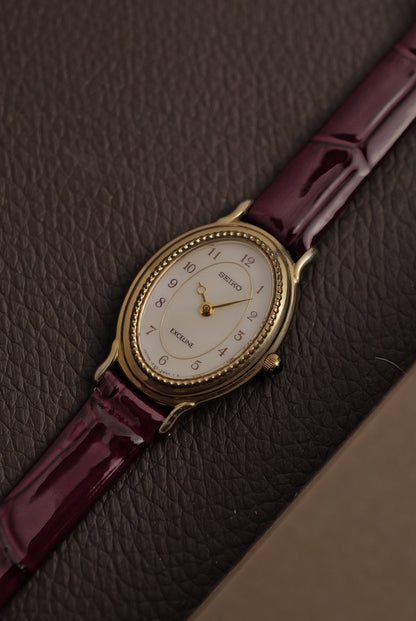 Seiko Exceline Mother of Pearl with beaded bezel w/ original boxCirca. 1992