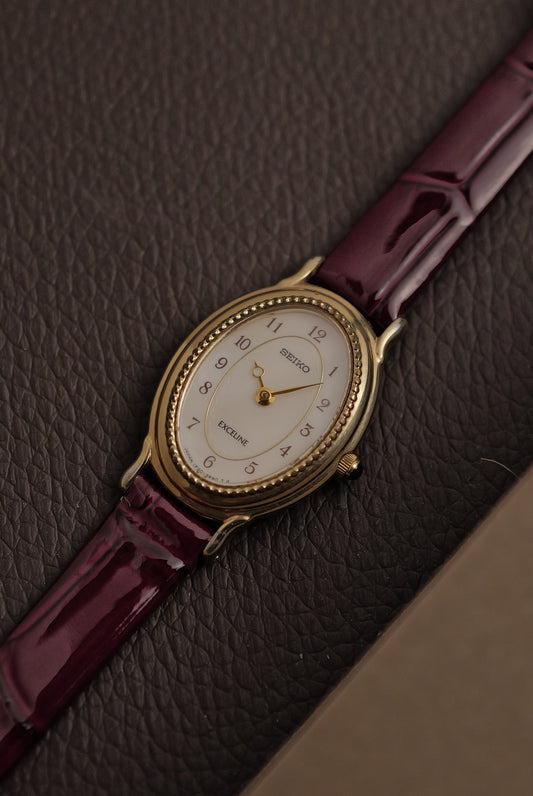 Seiko Exceline Mother of Pearl with beaded bezel w/ original boxCirca. 1992