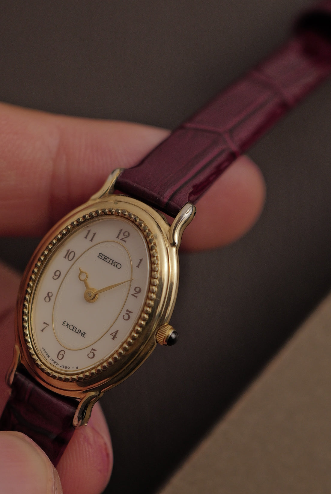 Seiko Exceline Mother of Pearl with beaded bezel w/ original boxCirca. 1992