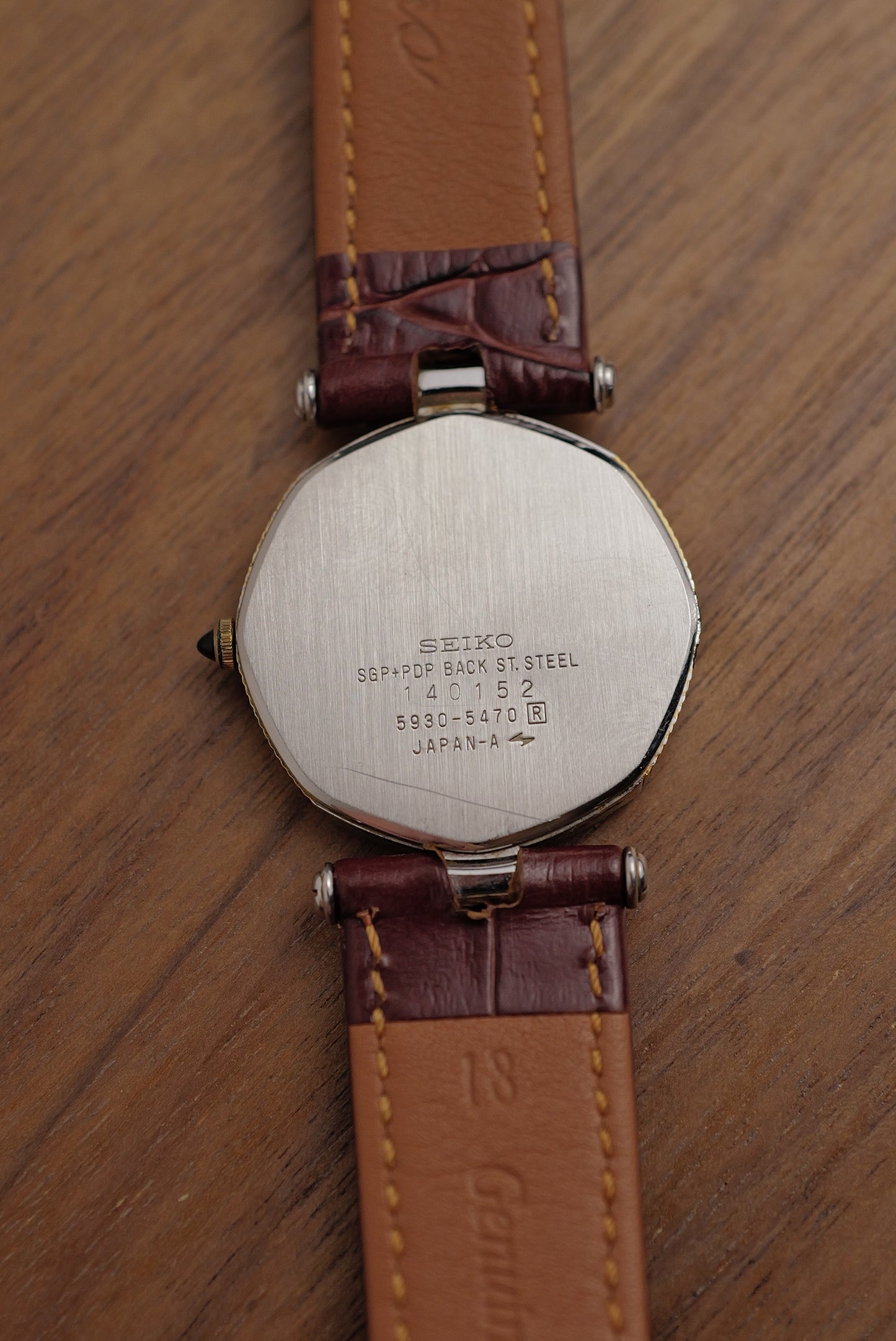 Seiko Quartz Octa "Coin Bezel in gold" Circa. 1980