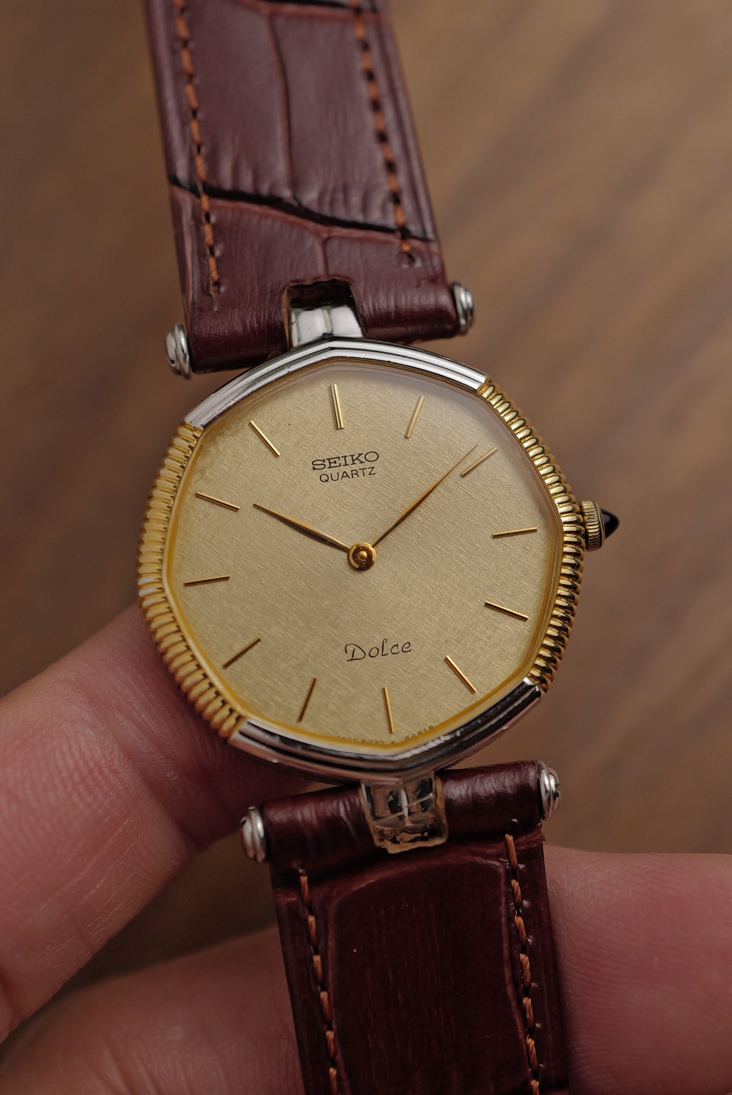 Seiko Quartz Octa "Coin Bezel in gold" Circa. 1980