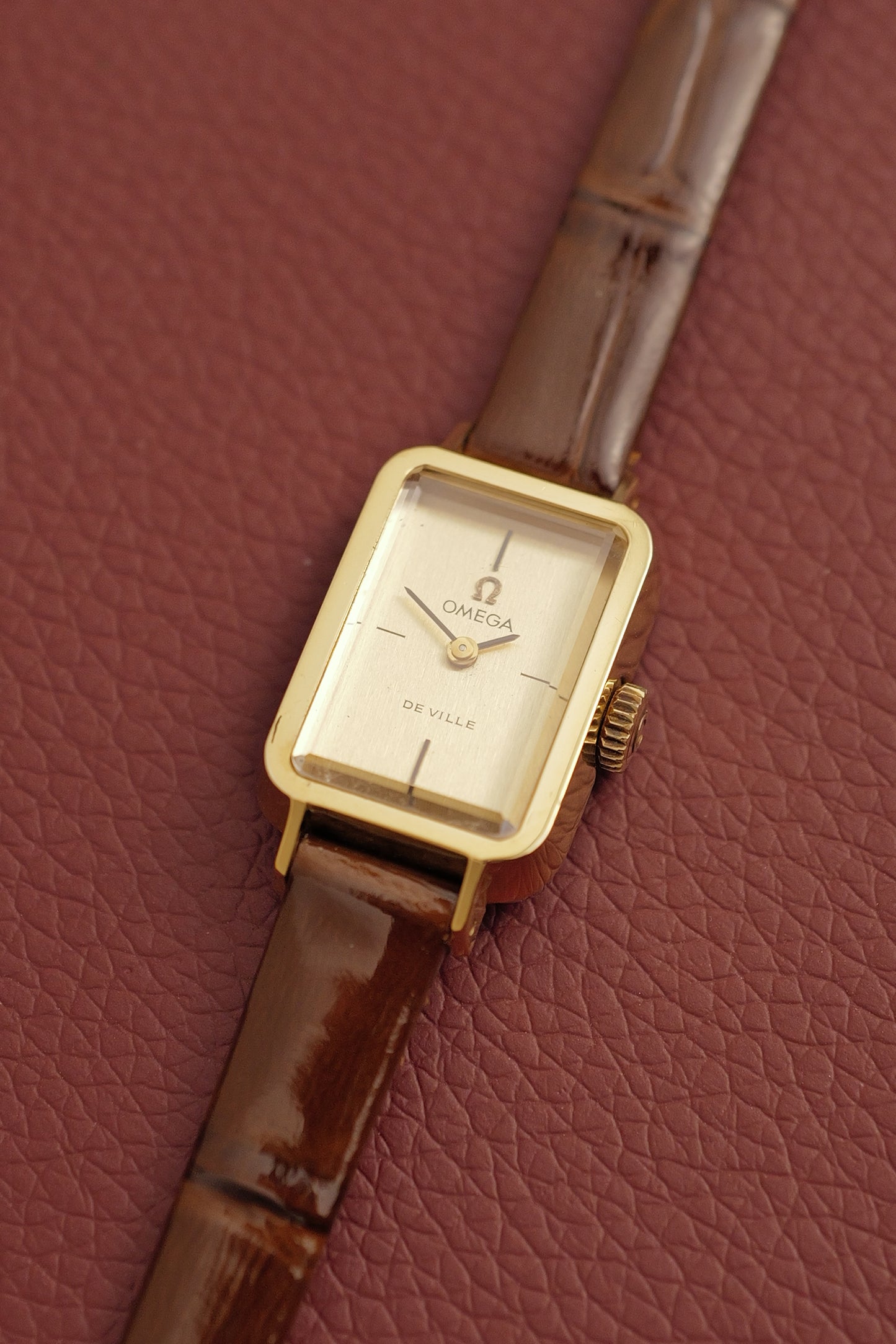 Omega De-ville "Andrew Grima" Tank Circa. 1970s