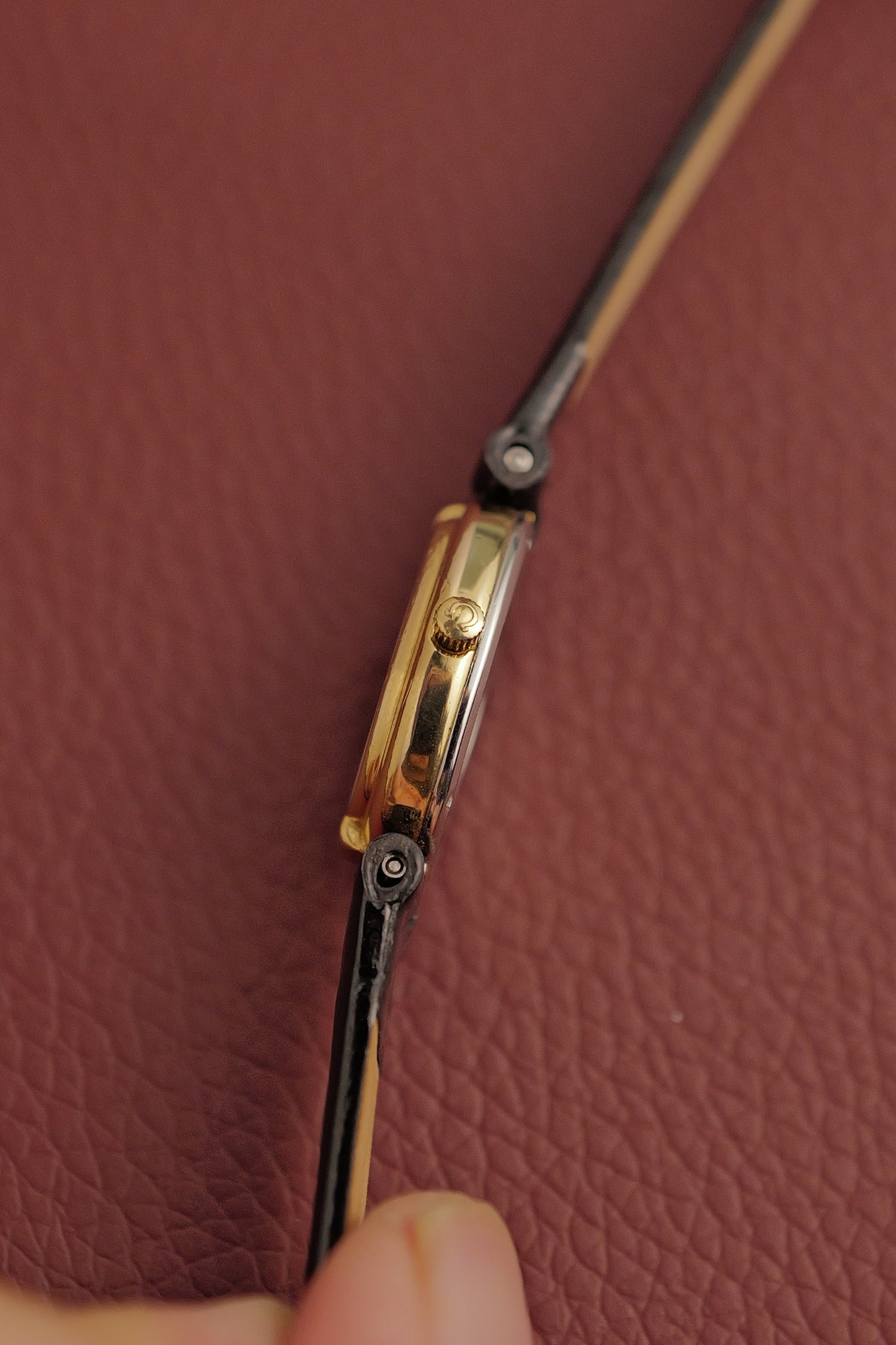 Omega "Mini-Ellipse" De-ville. Circa. 1990