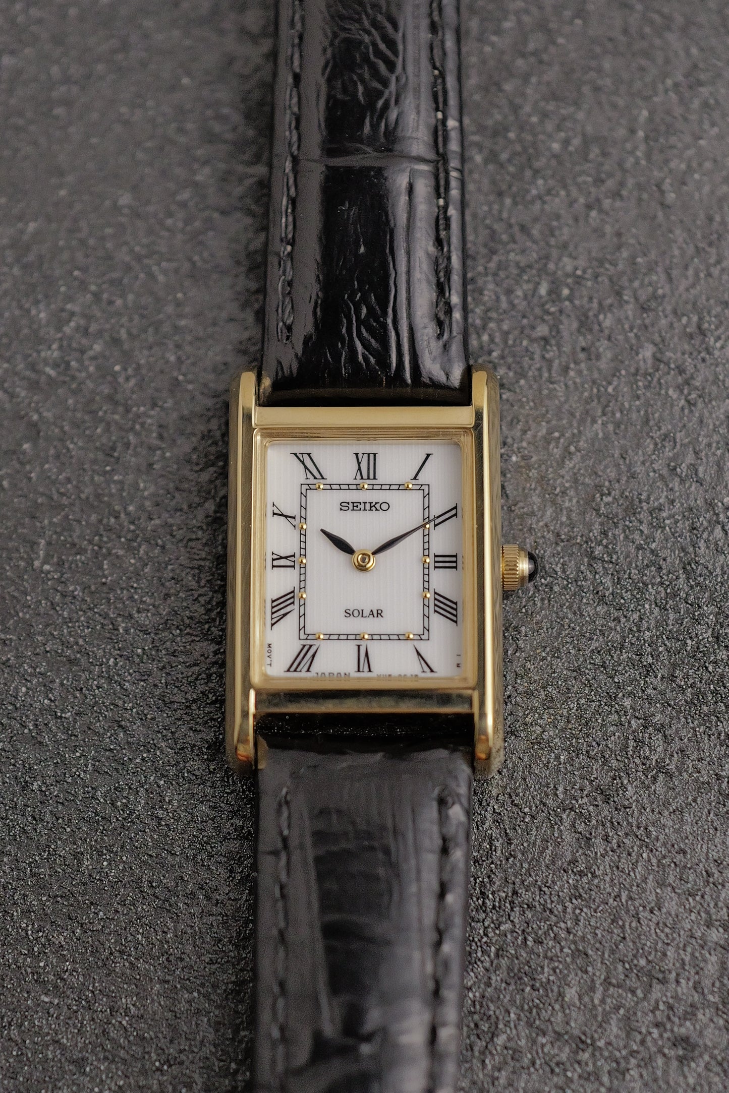 Ladies Seiko Tank Solar SWR054