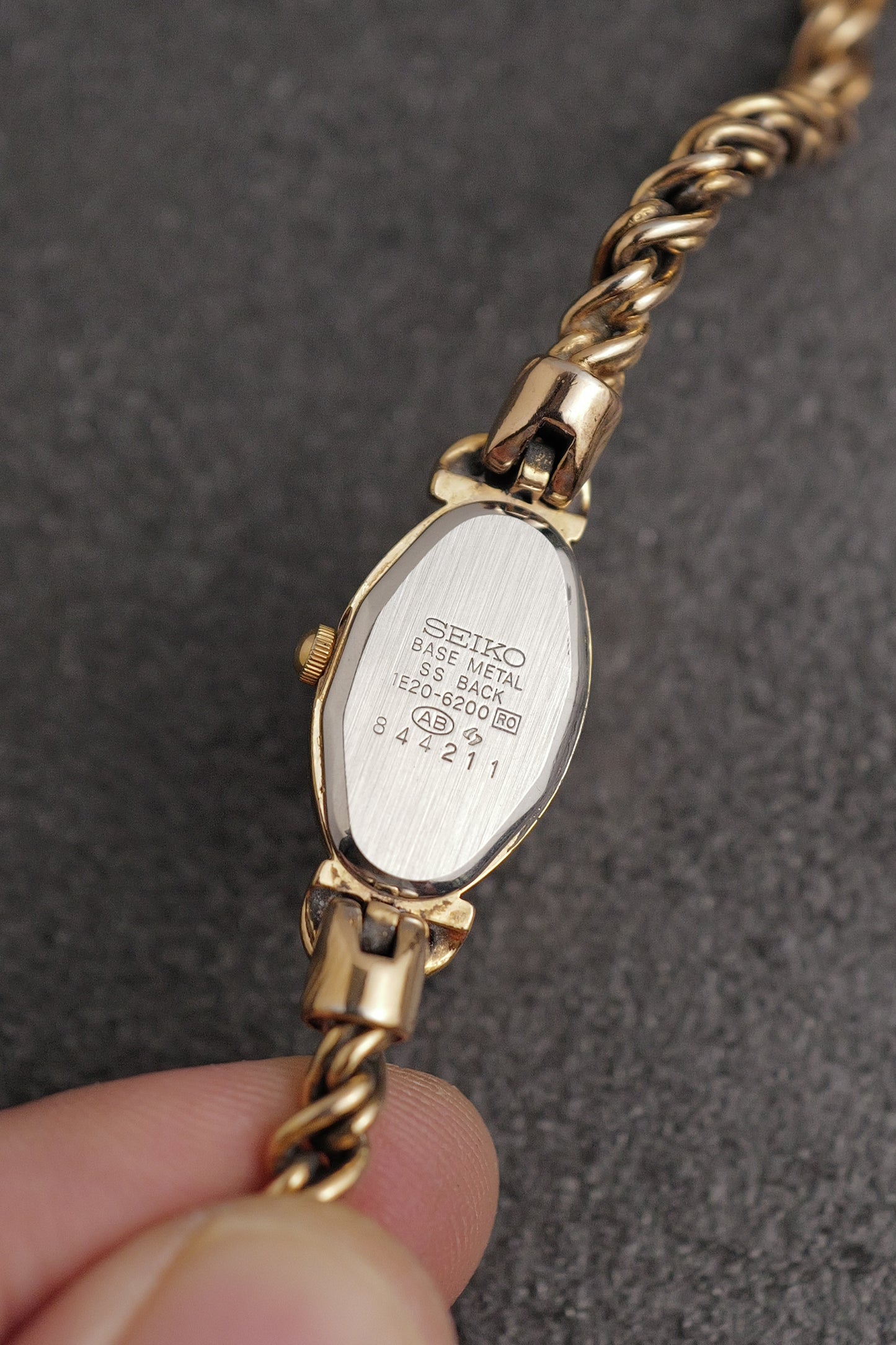 Seiko "Rosevine" in Rosegold Bracelet Circa. 1986 w/ original box