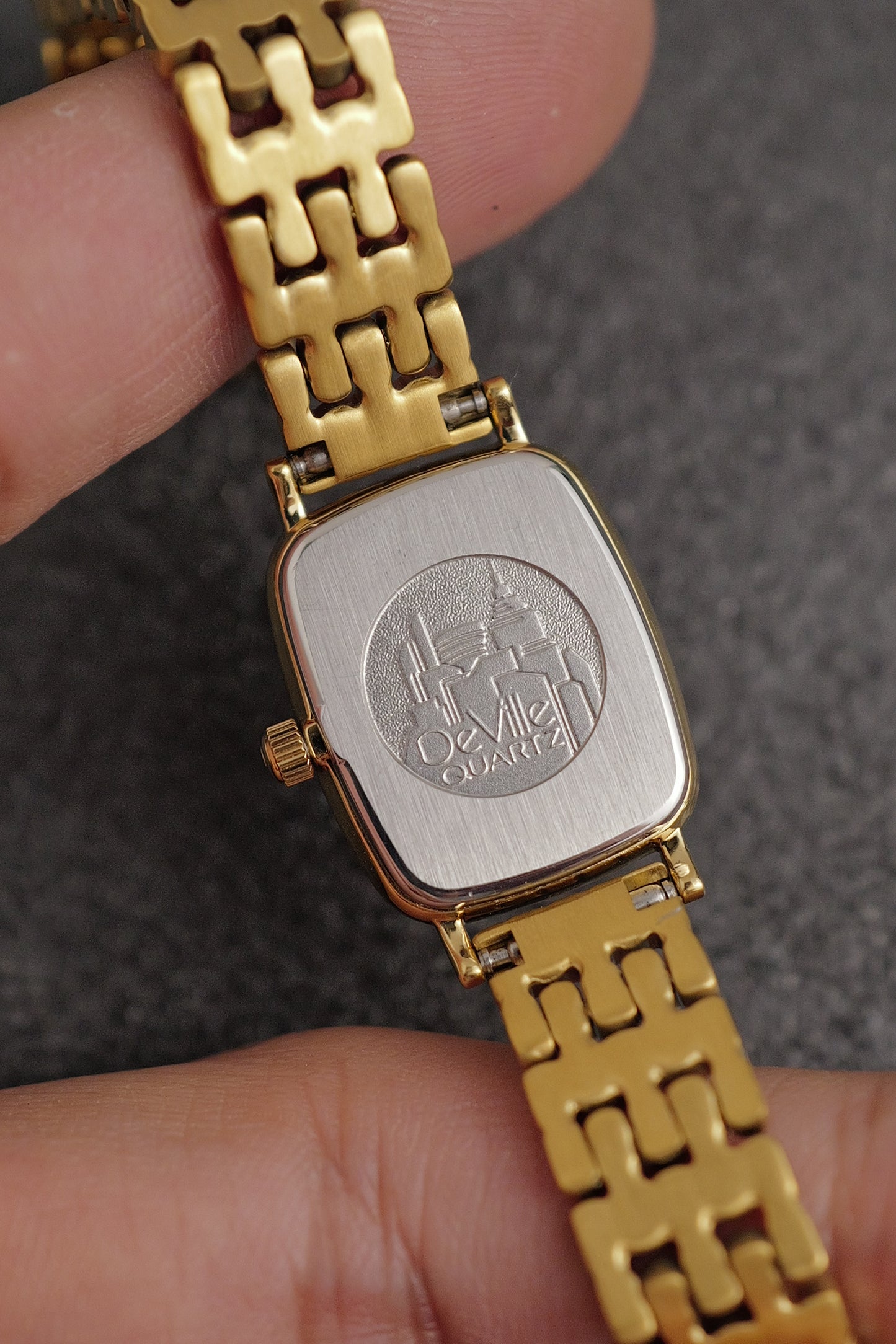 Omega De-ville "Onyx Oval" Circa. 1990s