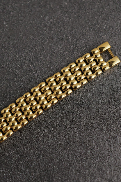 Omega De-ville "Onyx Oval" Circa. 1990s