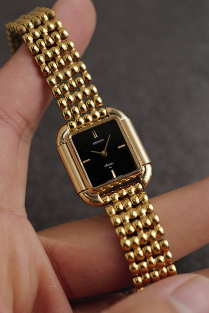 Seiko Socie Manual Winding with Caseback Winding crown Circa.1960s