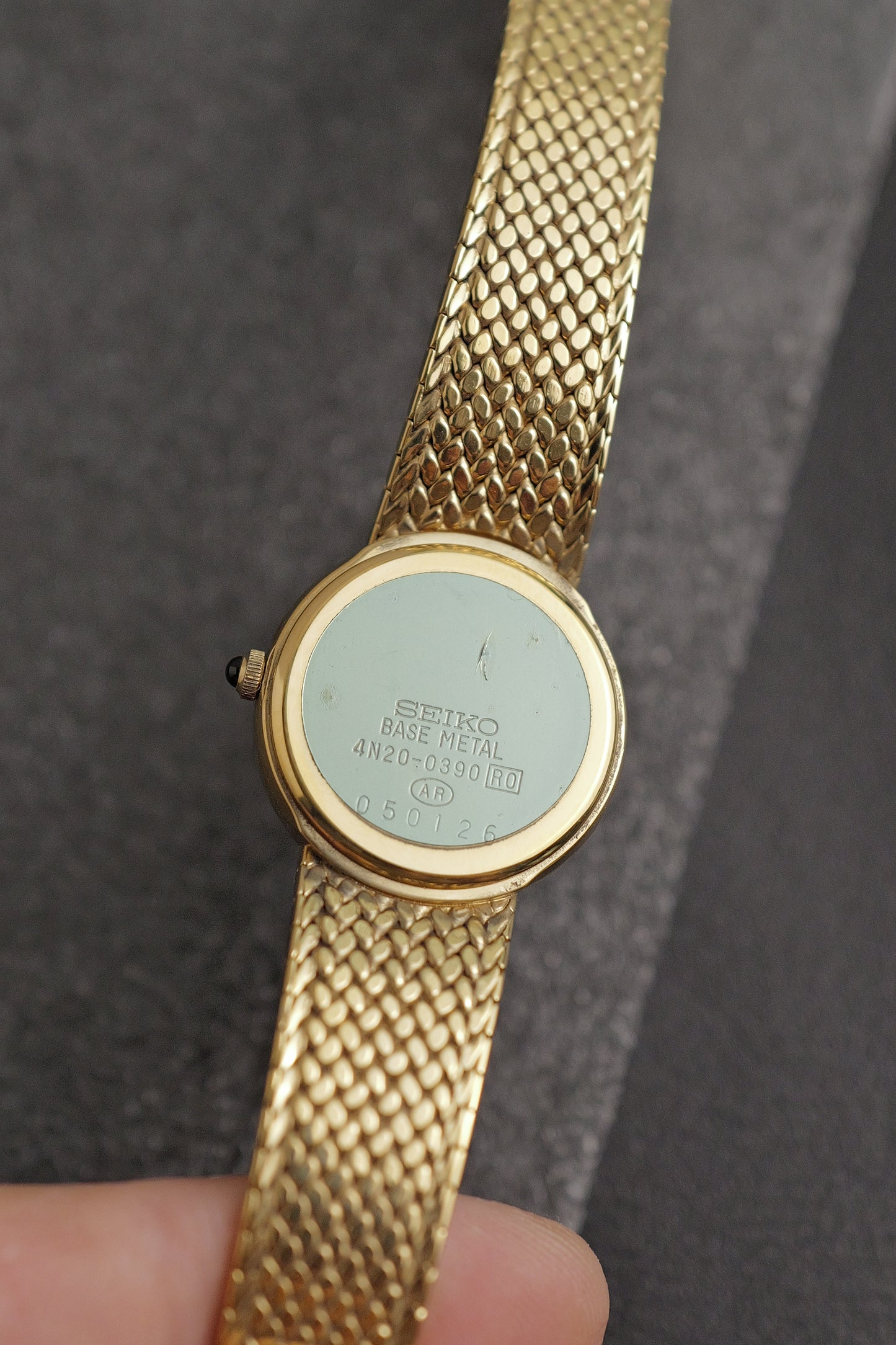 Seiko Excline Mother of Pearl Diamonds integrated bracelet Circa. 1990