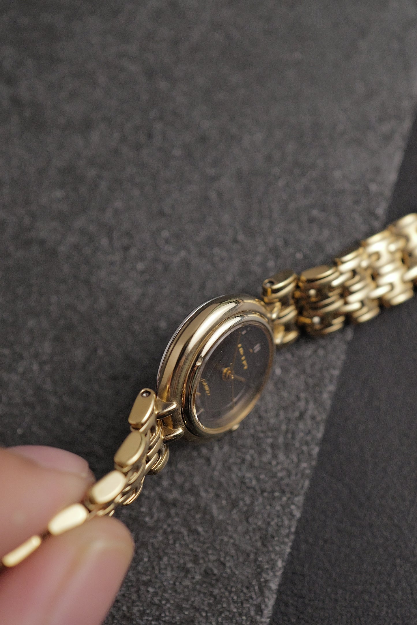 Seiko Lucent Multi-link Bracelet Circa.1991 1F21-OE60