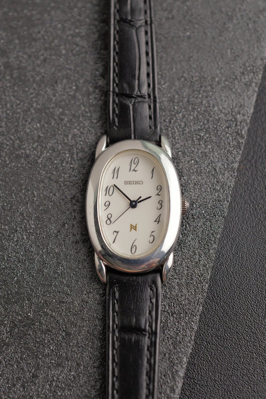 Seiko Ladies "Baignoire" in steel