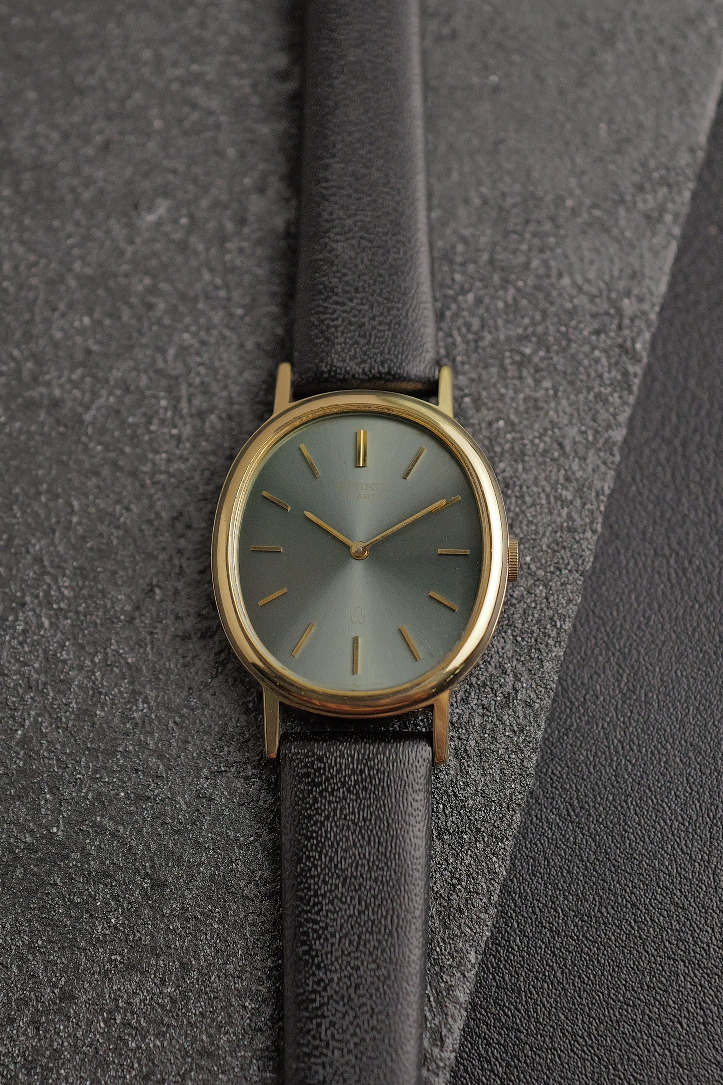 Seiko Quartz "Olive Green" Ellipse Circa. 1978