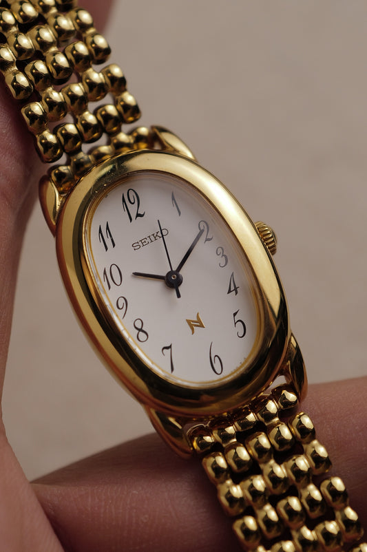 Seiko Ladies "Baignoire" Gold On custom bracelet Circa. 1995