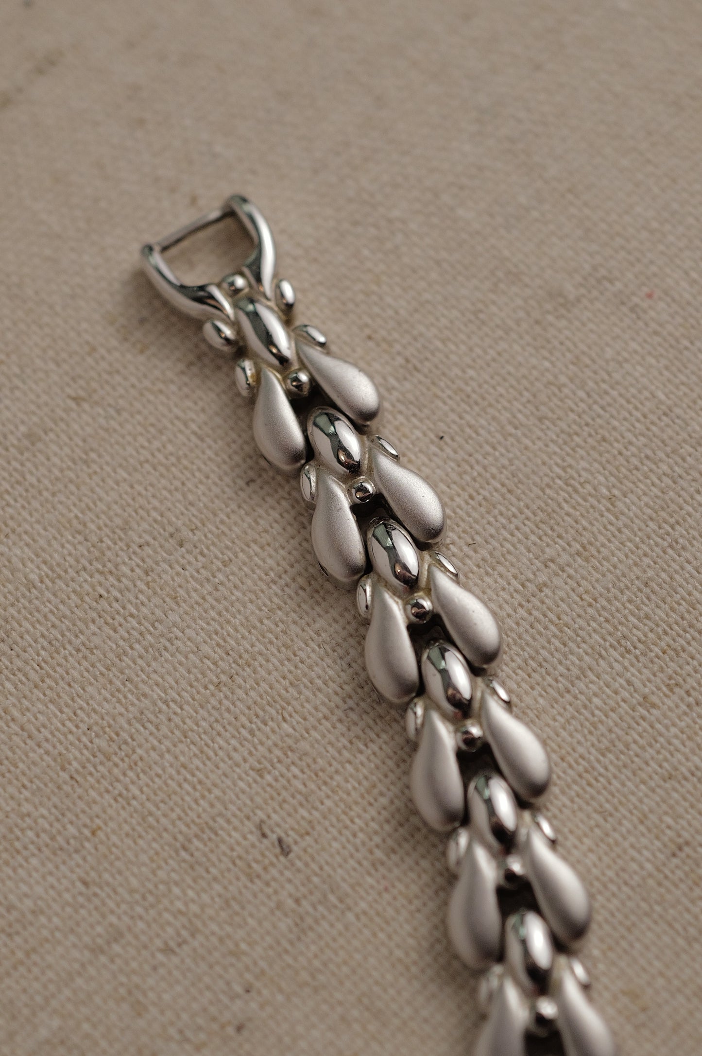 Seiko Exceline Mother of Pearl Gem set Circa. 1994