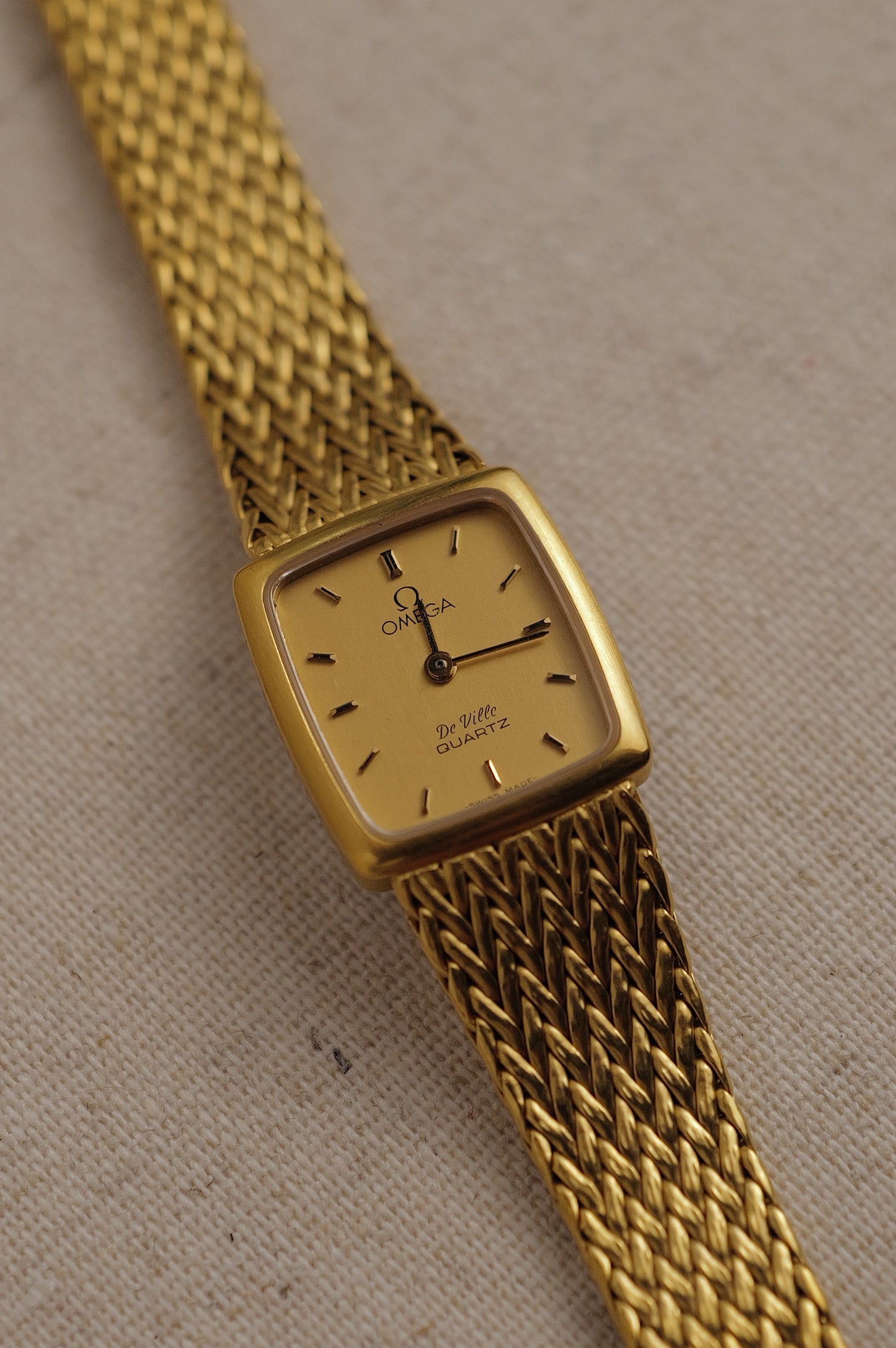 omega de-ville integratred bracelet circa. 1980s