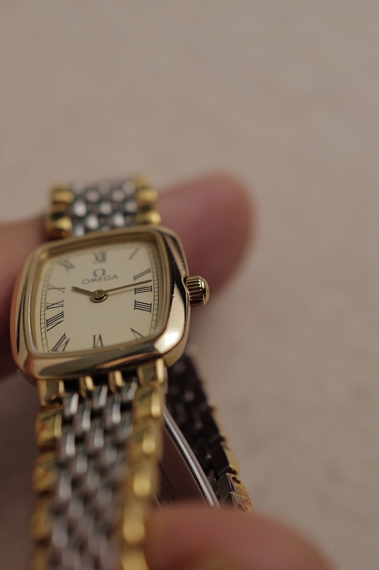 Omega De-ville "Classic Roman 2 tone" Circa. 1990s