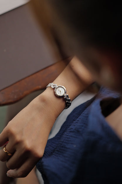 Seiko Exceline Mother of Pearl Gem set Circa. 1994