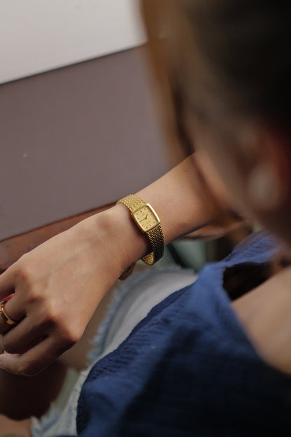 omega de-ville integratred bracelet circa. 1980s