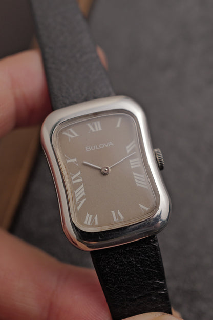 Bulova “Dali” Circa. 1980s