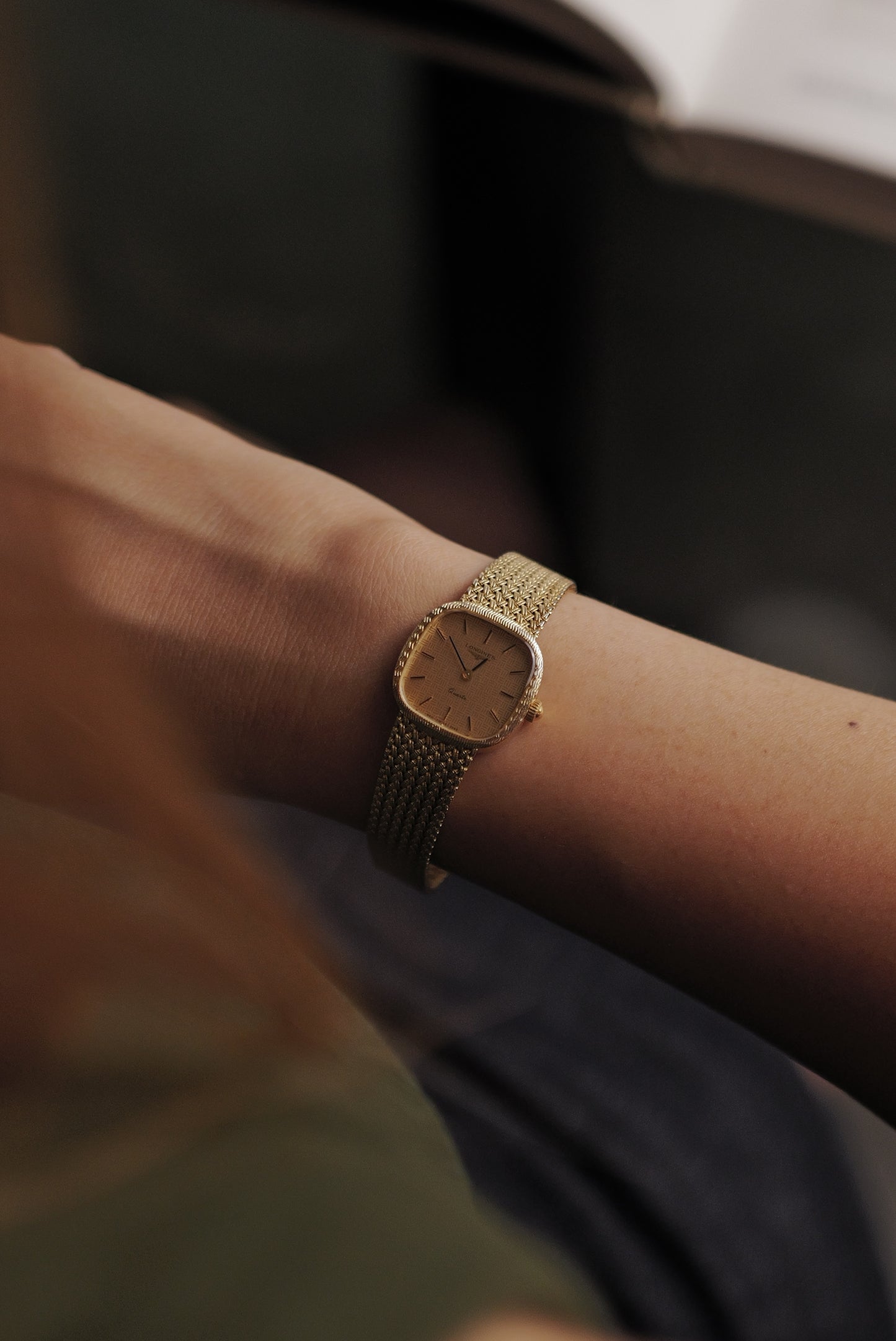 Longines integrated Bracelet Ladies Quartz with adjustable buckle