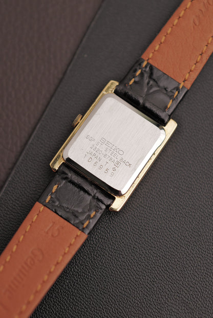 Seiko Tank Art-Deco Lacquer Circa. 1982