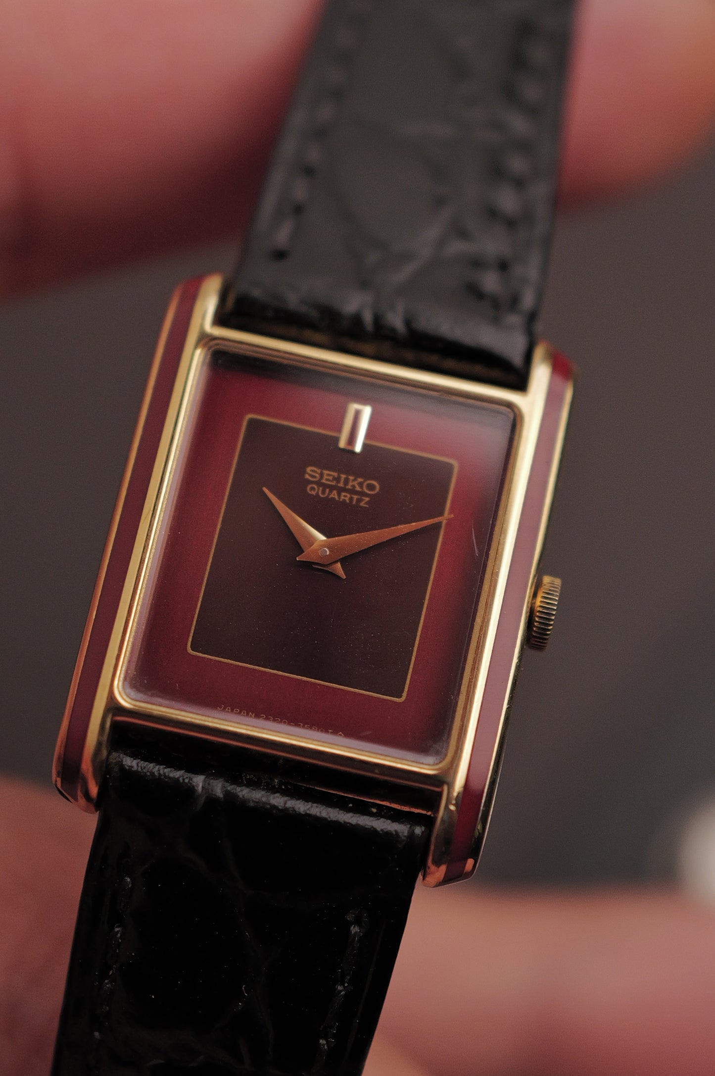 Seiko Tank Art-Deco Lacquer Circa. 1982