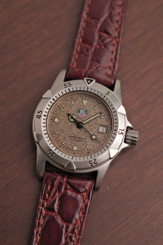 Ladies TAG Heuer 1500 Series Quartz with satin grey dial Circa. 1990s