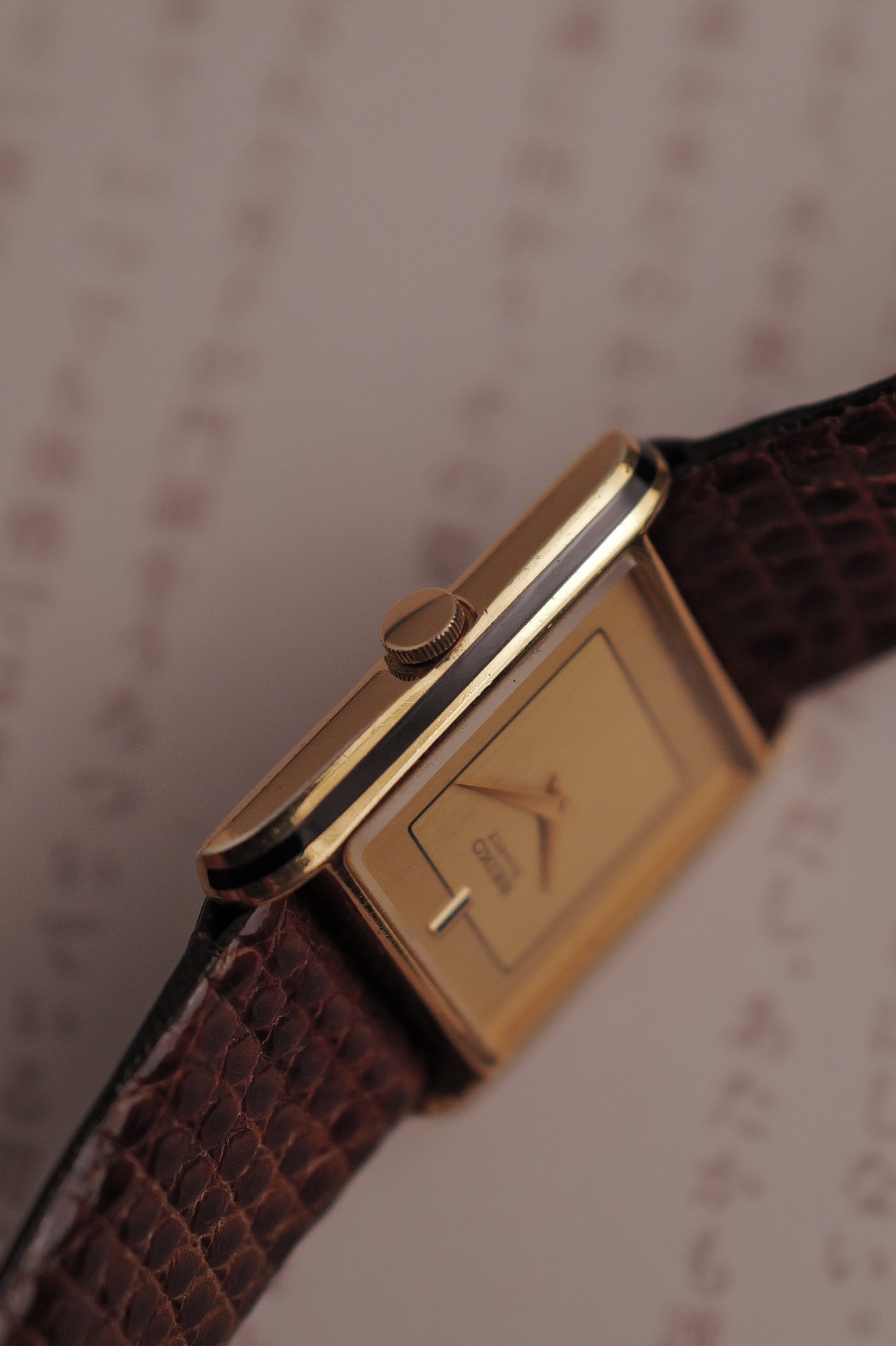 Seiko Tank Art-Deco Lacquer Circa. 1982