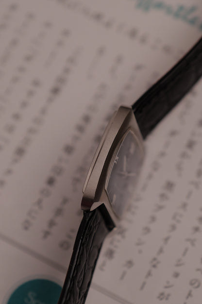 Omega De-ville "Cushion' Linen Dial Circa. 1970s