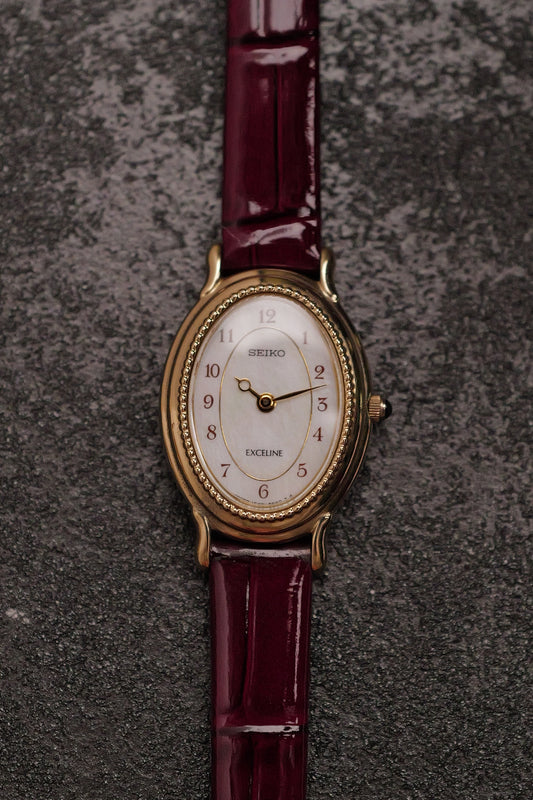 Seiko Exceline Mother of Pearl with beaded bezel Circa. 1992