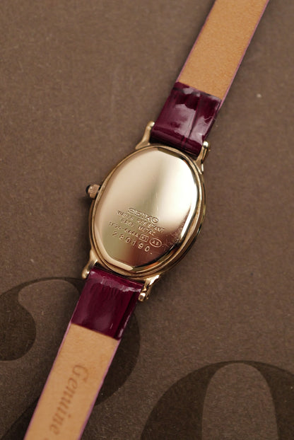 Seiko Exceline Mother of Pearl with beaded bezel Circa. 1992