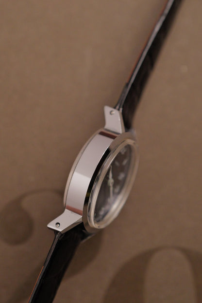 Timex "Baignoire" Manual winding circa. 1980s